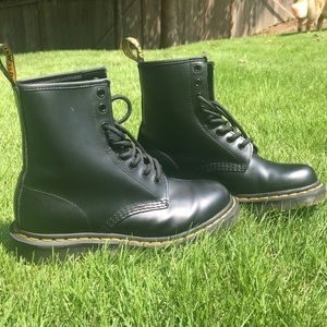 Black Dr.Martens